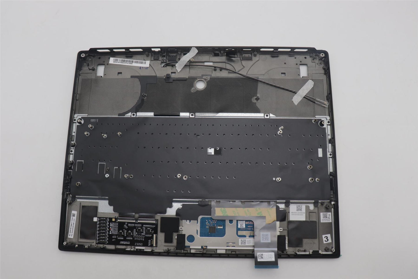 Lenovo Upper Case ASM_GER L 83G0W/SCW 5CB1M72382
