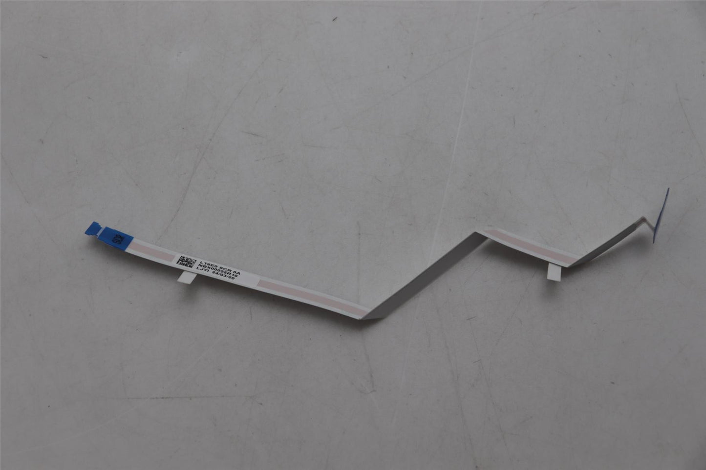 Lenovo CABLE FFC6PFP0.5PAD=0.3MGEM/BSCR/B 5C11P26255