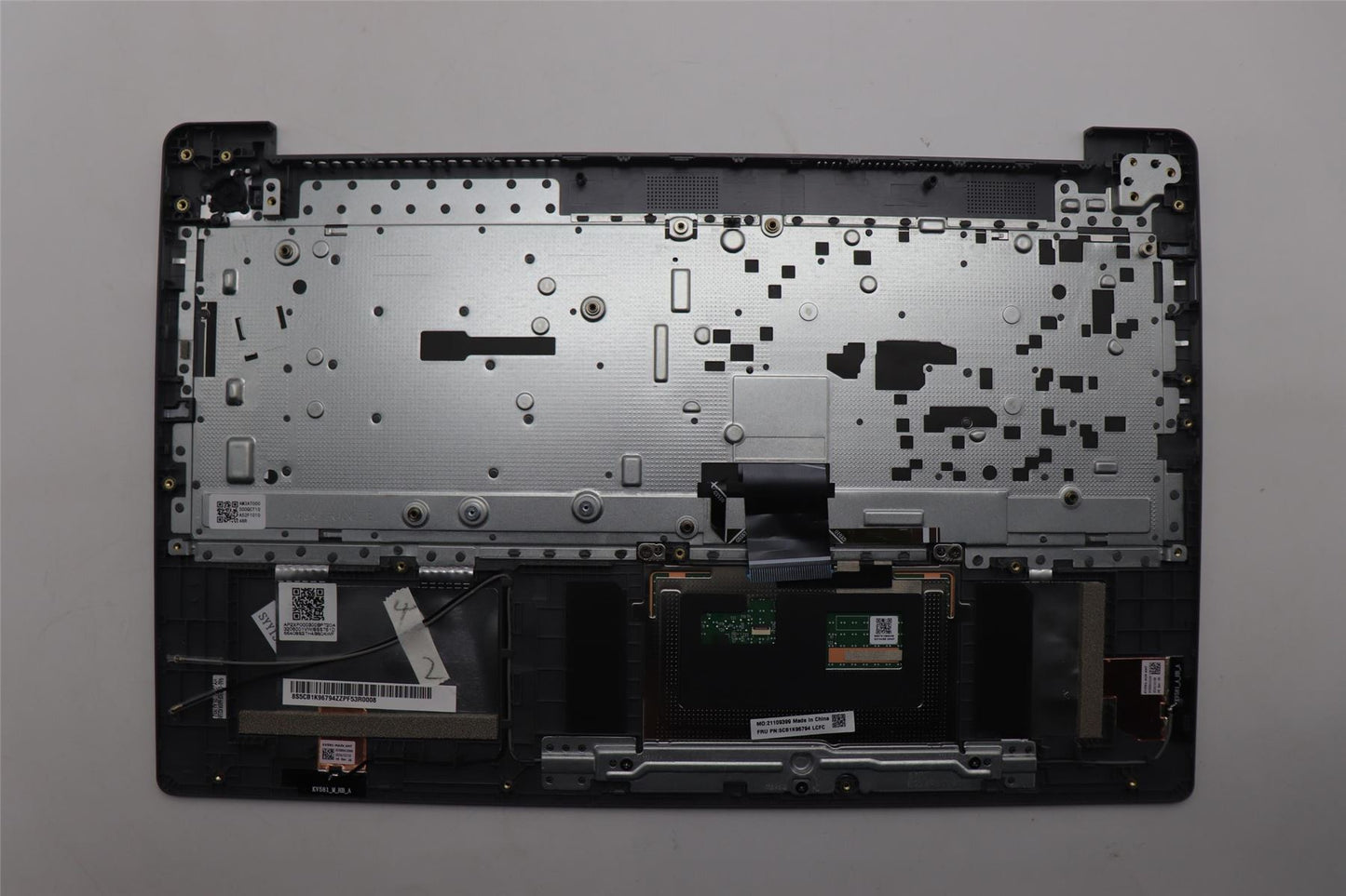 Lenovo IdeaPad 3 15ABR8 Palmrest Cover Touchpad Keyboard Greek 5CB1K96794
