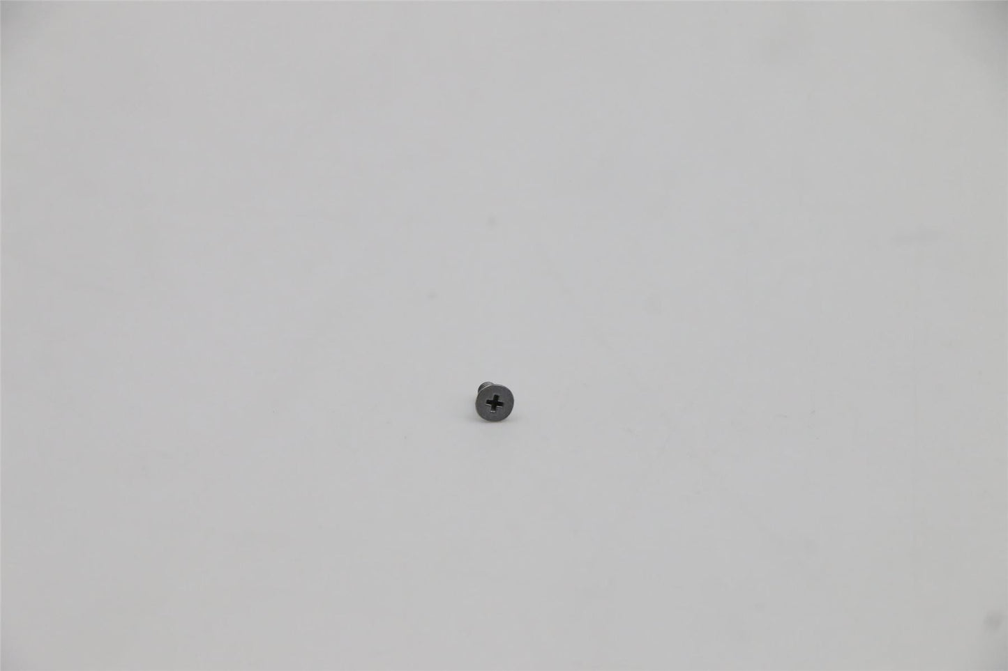 Lenovo SCREW SCREW L 82JQ 2.0D 4L K 3.8D 0.4T 5S10S35281