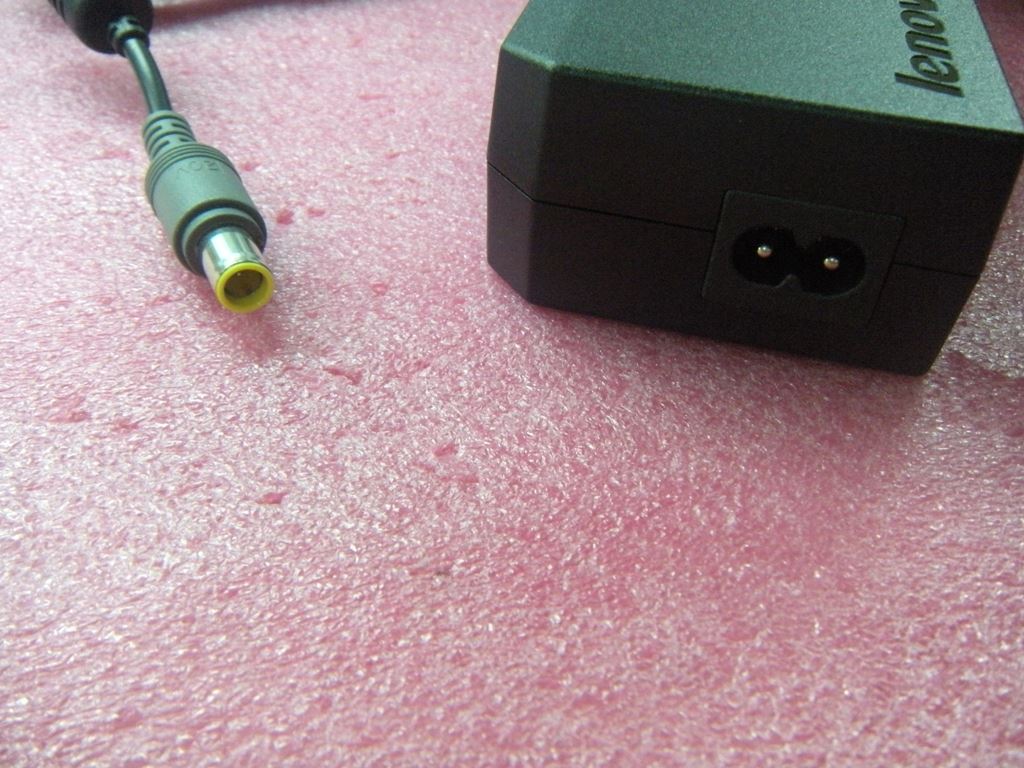 Lenovo ThinkPad W530 W520 T530i T530 AC Charger Adapter Power supply 45N0059