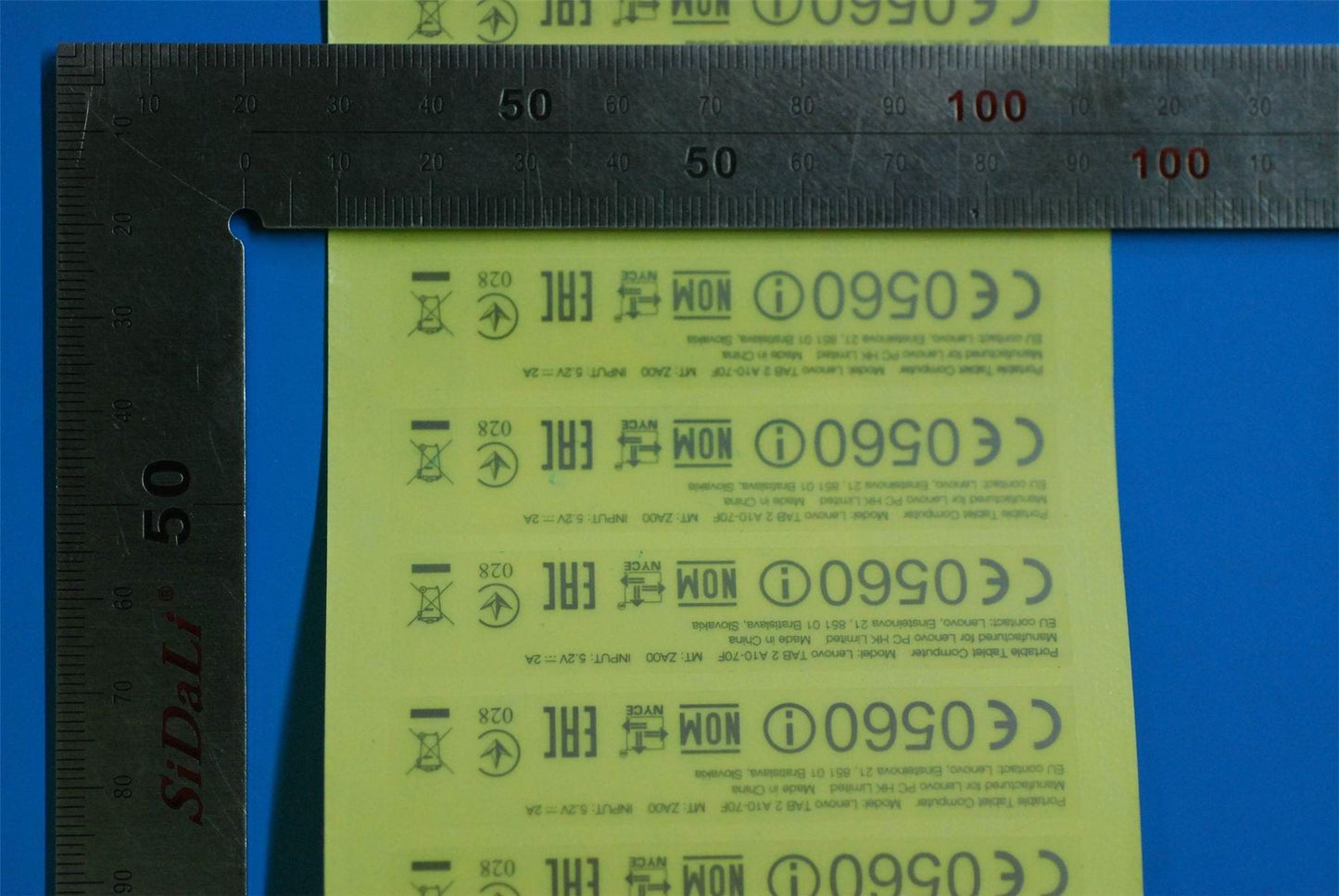 Lenovo A10-70 ROW RatingLabel&*HQ60401819000 CS 5L18C01481