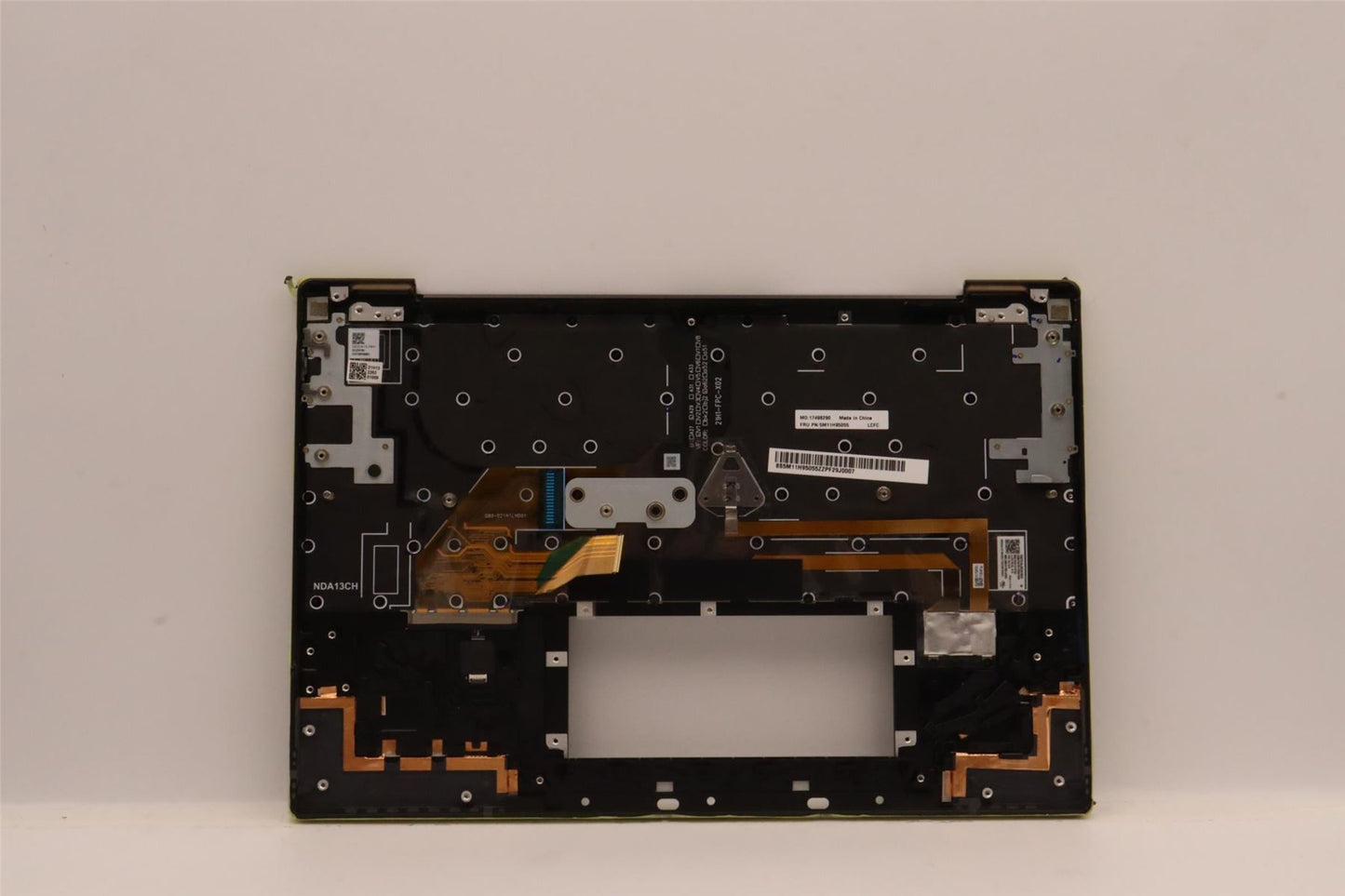 Lenovo ThinkPad Z13 Gen 1 Keyboard Palmrest Top Cover Russian Black 5M11H95055
