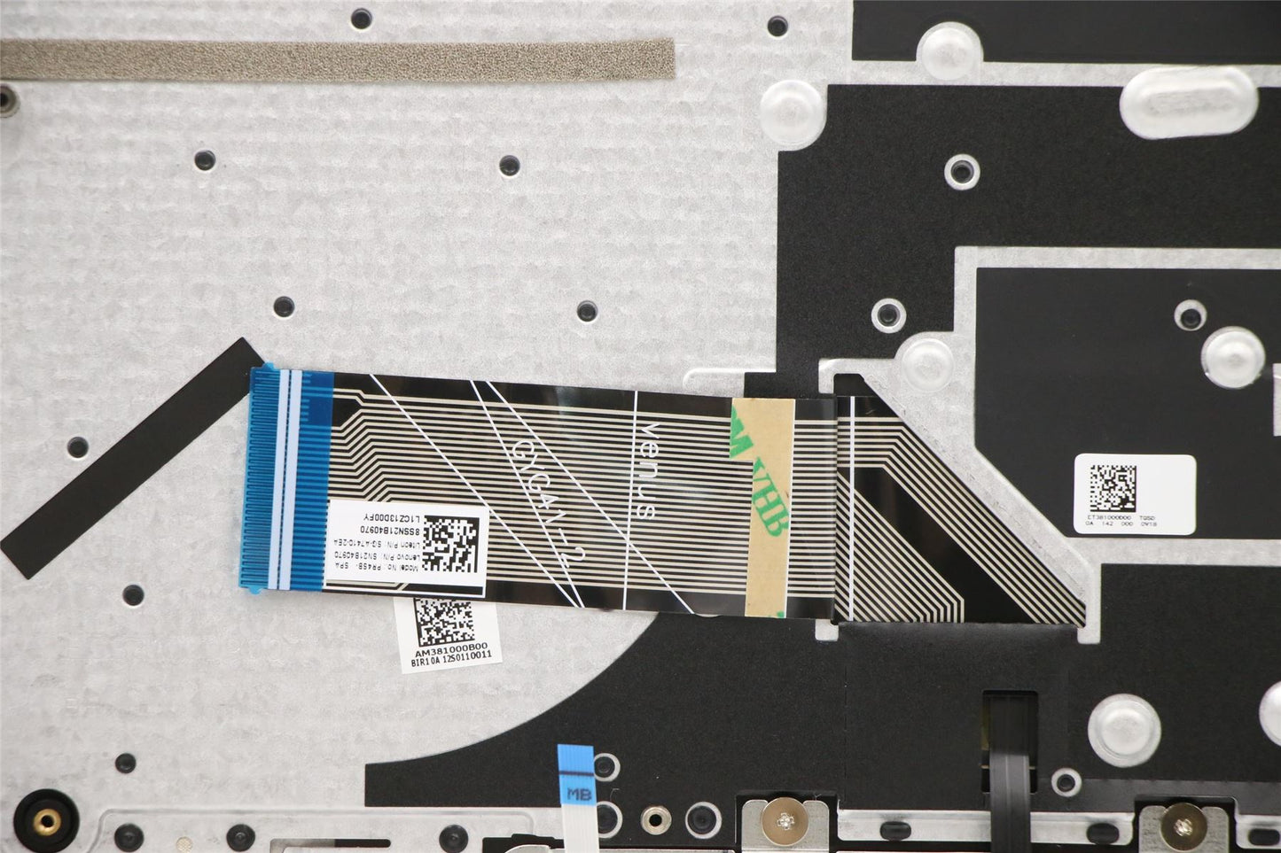 Lenovo Pro 5 Pro-14ITL6 5 Pro-14ACN6 Keyboard Palmrest Top Cover 5CB1C04894