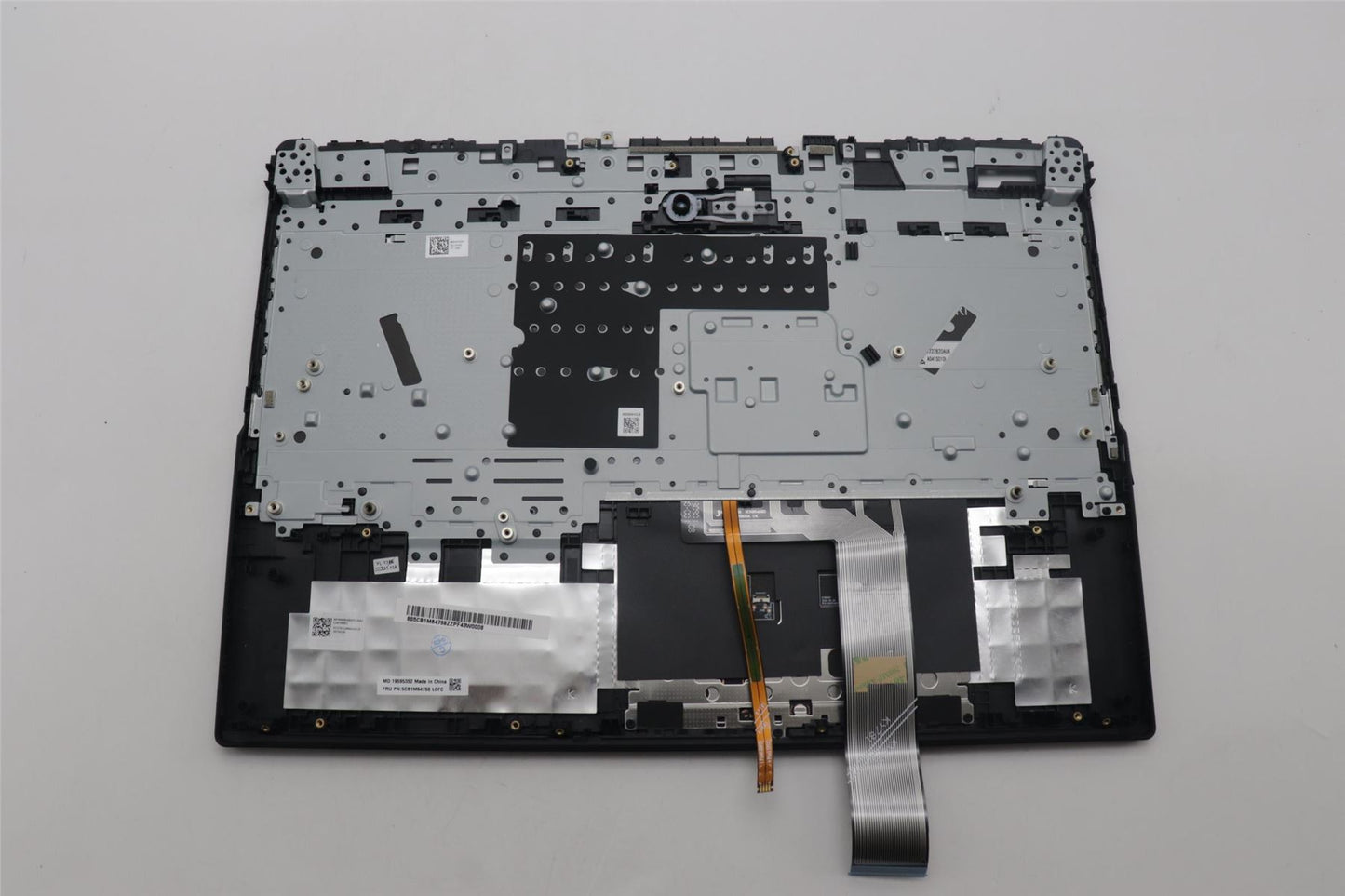 Lenovo Upper Case ASM_BEL L 83DEWH 5CB1M64768