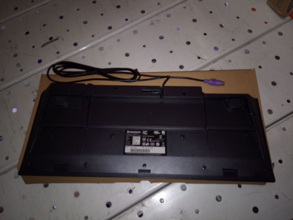 Lenovo NetVista,PS/2,UK EN UK English Keyboard 54Y9485