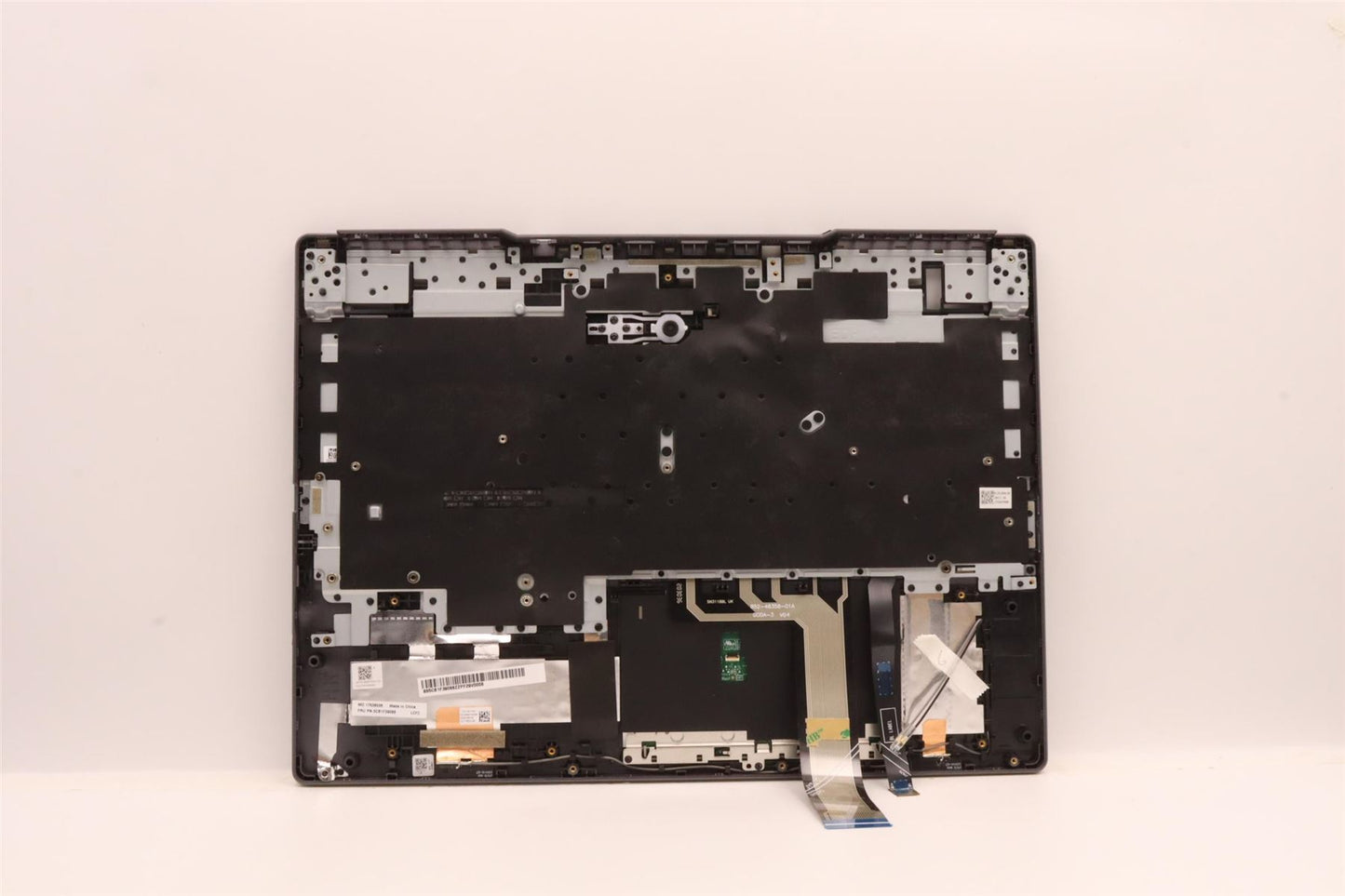 Lenovo 5 15IAH7H Palmrest Cover Touchpad Keyboard Slovenian Backlit 5CB1F39088