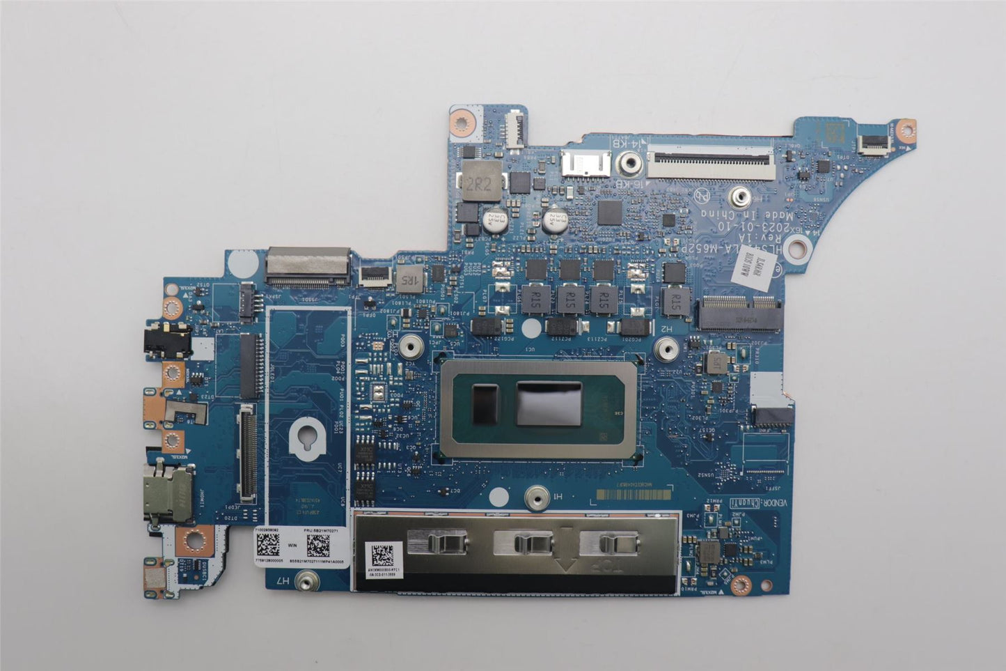 Lenovo C83FWWIN CORE5 120U 16G L WT RM 5B21M70271
