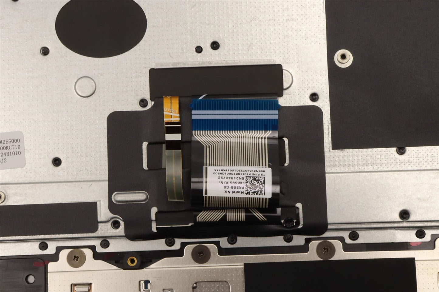 Lenovo Upper Case ASM_GER L82QG FPAG 5CB1J01805