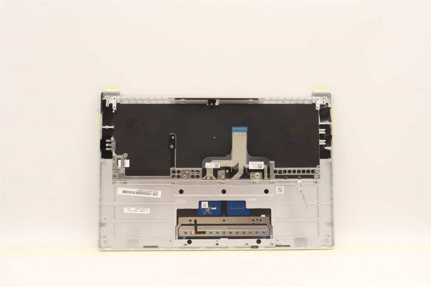 Lenovo Yoga 7 14IAH7 Palmrest Cover Touchpad Keyboard Switzerland 5CB1J30320