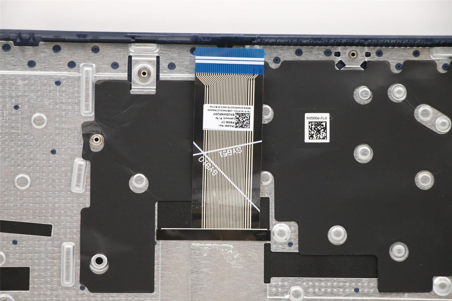 Lenovo IdeaPad 3-15ITL6 3-15ADA6 Clavier Palmrest Top Cover Italien 5CB1B69096