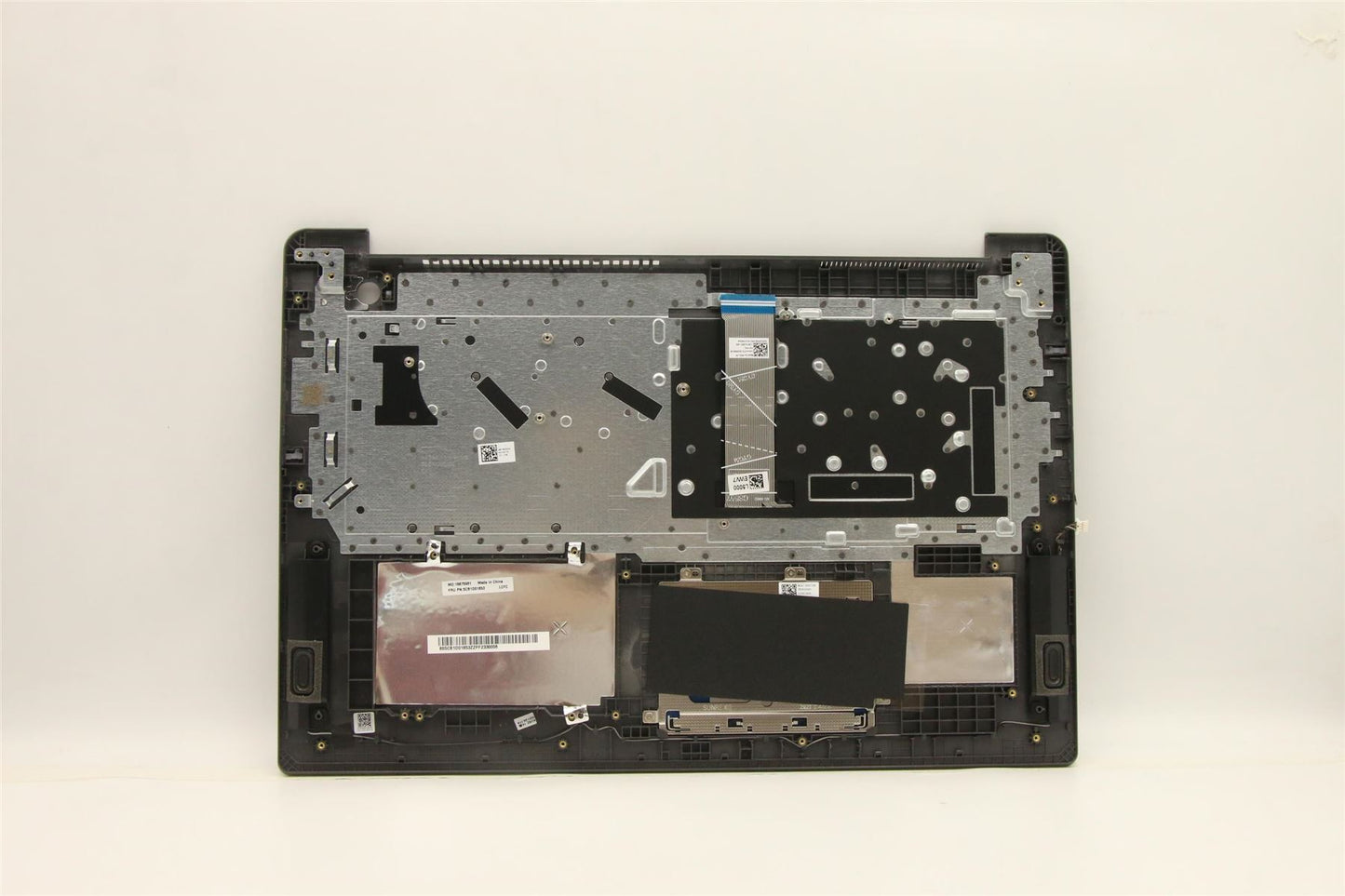 Lenovo V17 G2 ITL Palmrest Cover Touchpad Keyboard French Iron Grey 5CB1D01853