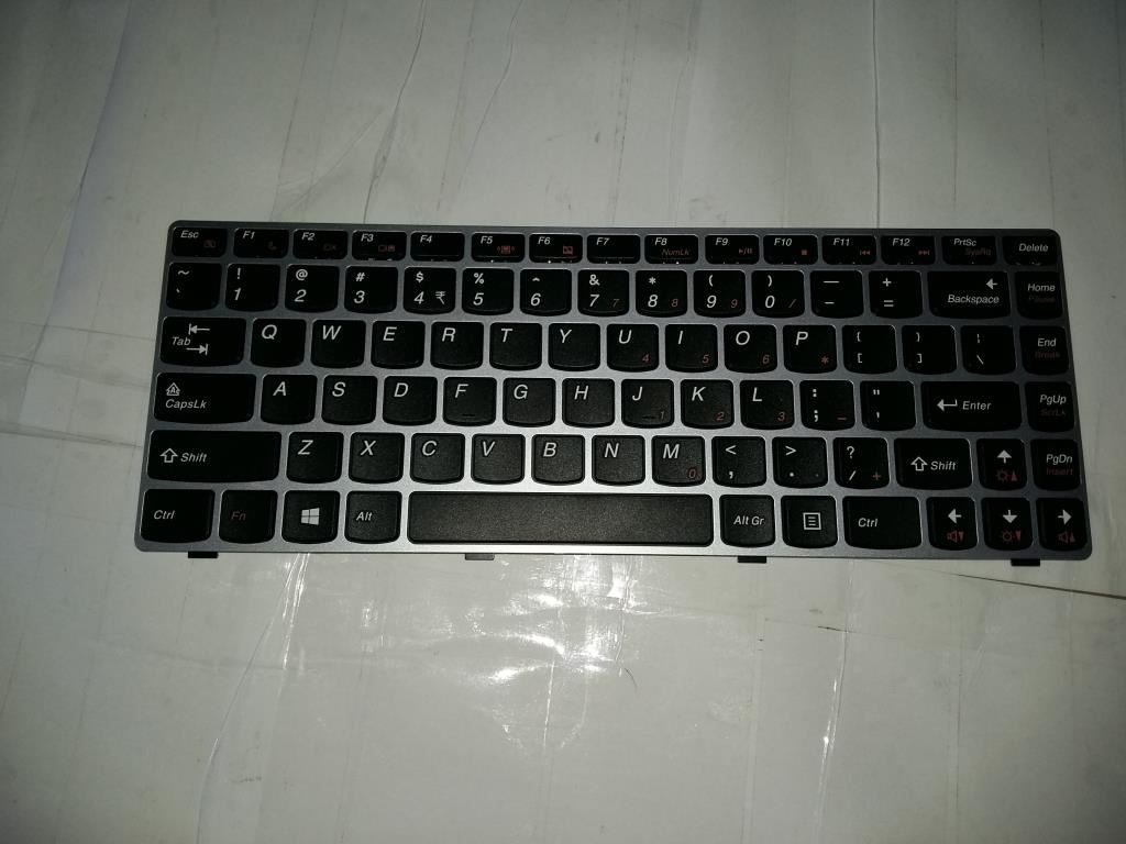 Lenovo DFT2TS India84KeySilver KBD W8 Keyboard 25210740