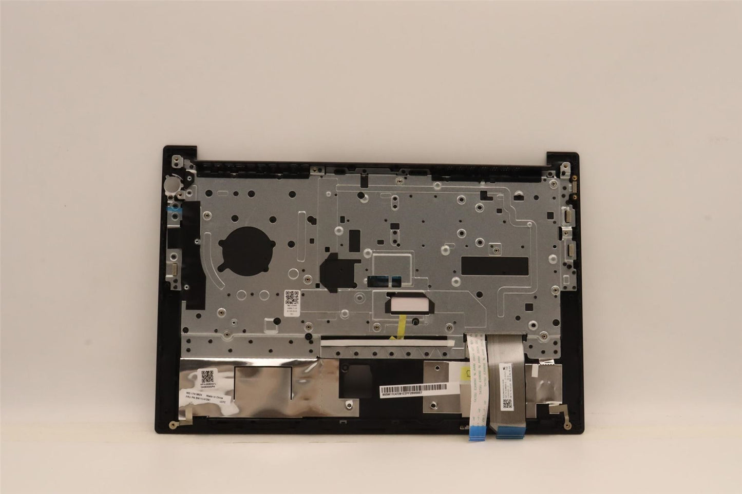 Lenovo MECH_ASM KB C 058 FRA(PMX)PT FPR UKBK 5M11C47289