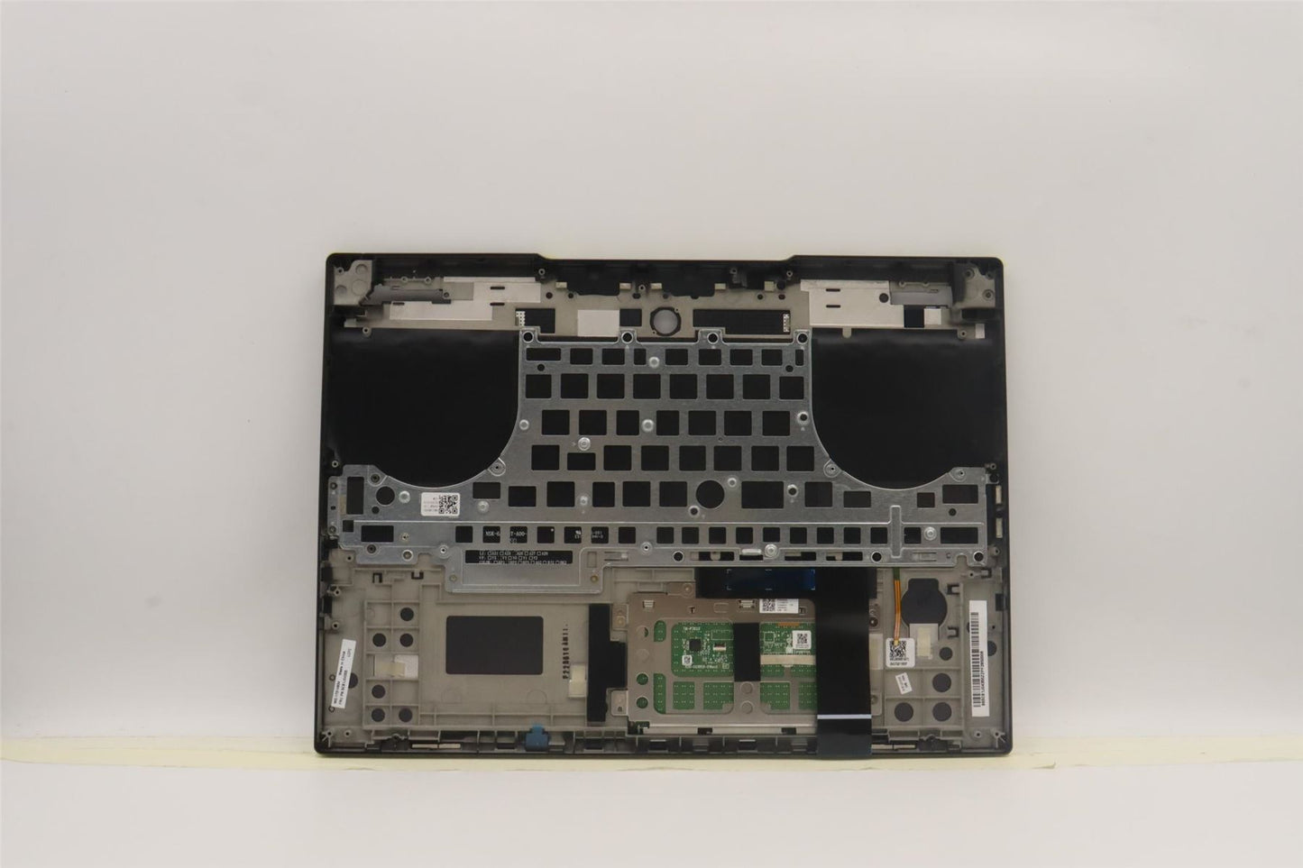 Lenovo S7 16IAH7 Palmrest Cover Touchpad Keyboard German Onyx Grey 5CB1J04355
