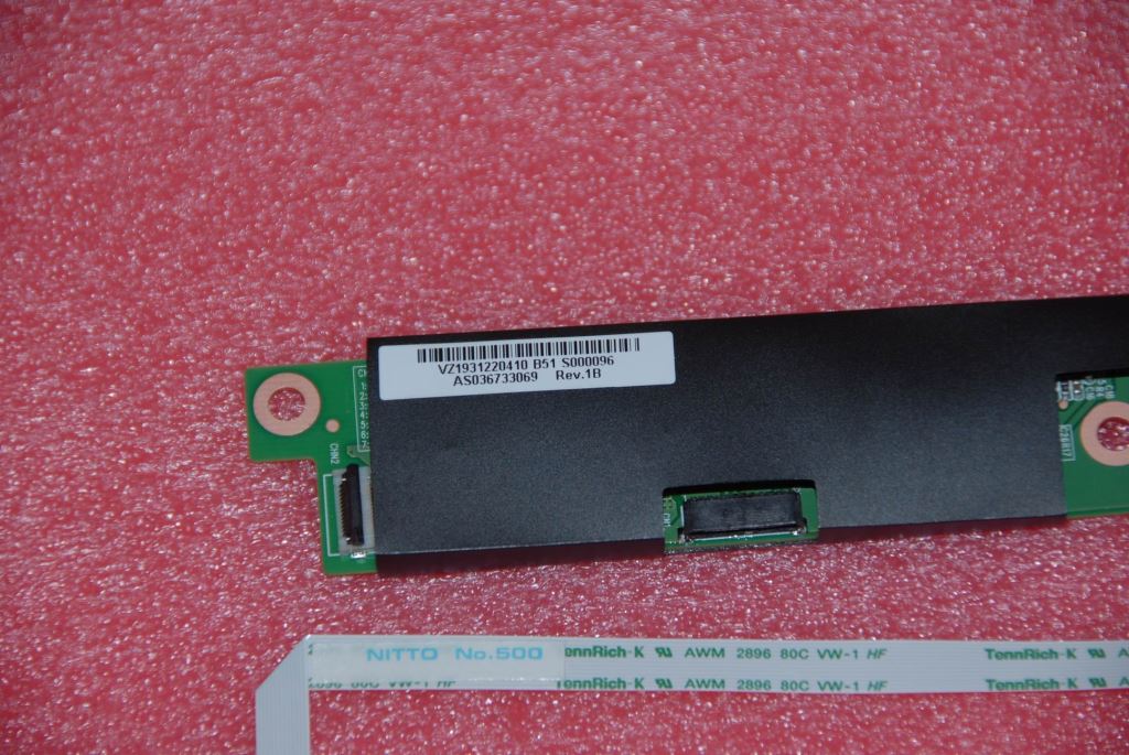 Lenovo Maui C205 CMO W/CABLE LED Converter Board 31048355