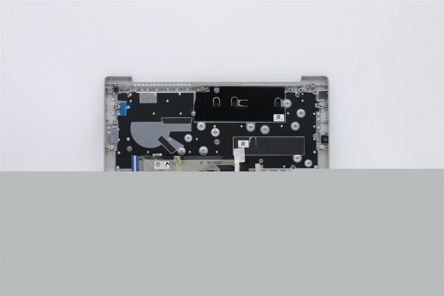 Lenovo Upper C81YH PL_SIL FP BLKB_SPN 5CB0Y88519