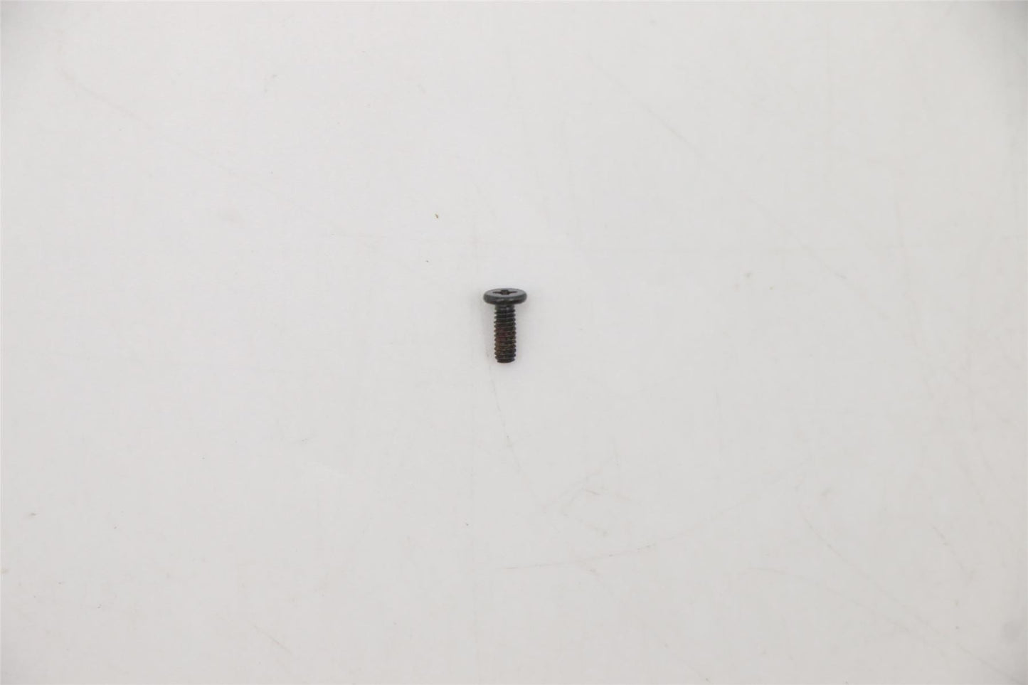 Lenovo 5S10S35235 SCREW SCREW L 82FX M2.0*L5.5*O.D4.0T0.5