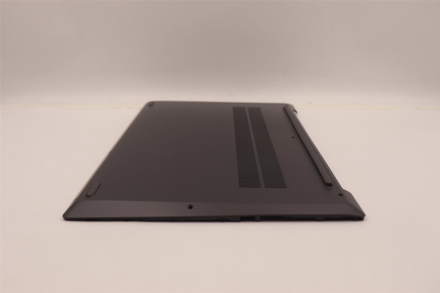 Lenovo Lower Case L 82SF PC SG 5CB1H95503