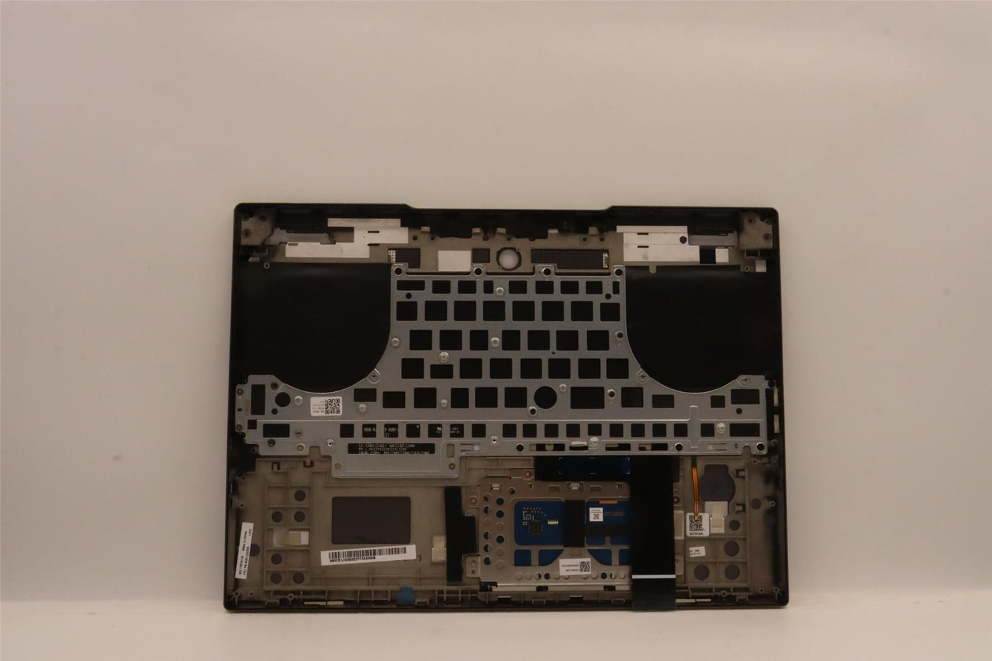 Lenovo Upper Case ASM_NORDIC L82UG SG_WH 5CB1J32303