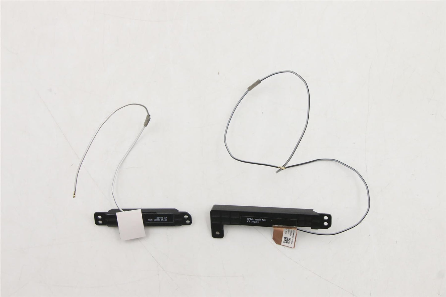 Lenovo FRU ANTENNA P17 ANTENNA MIMO 5A30Z88139