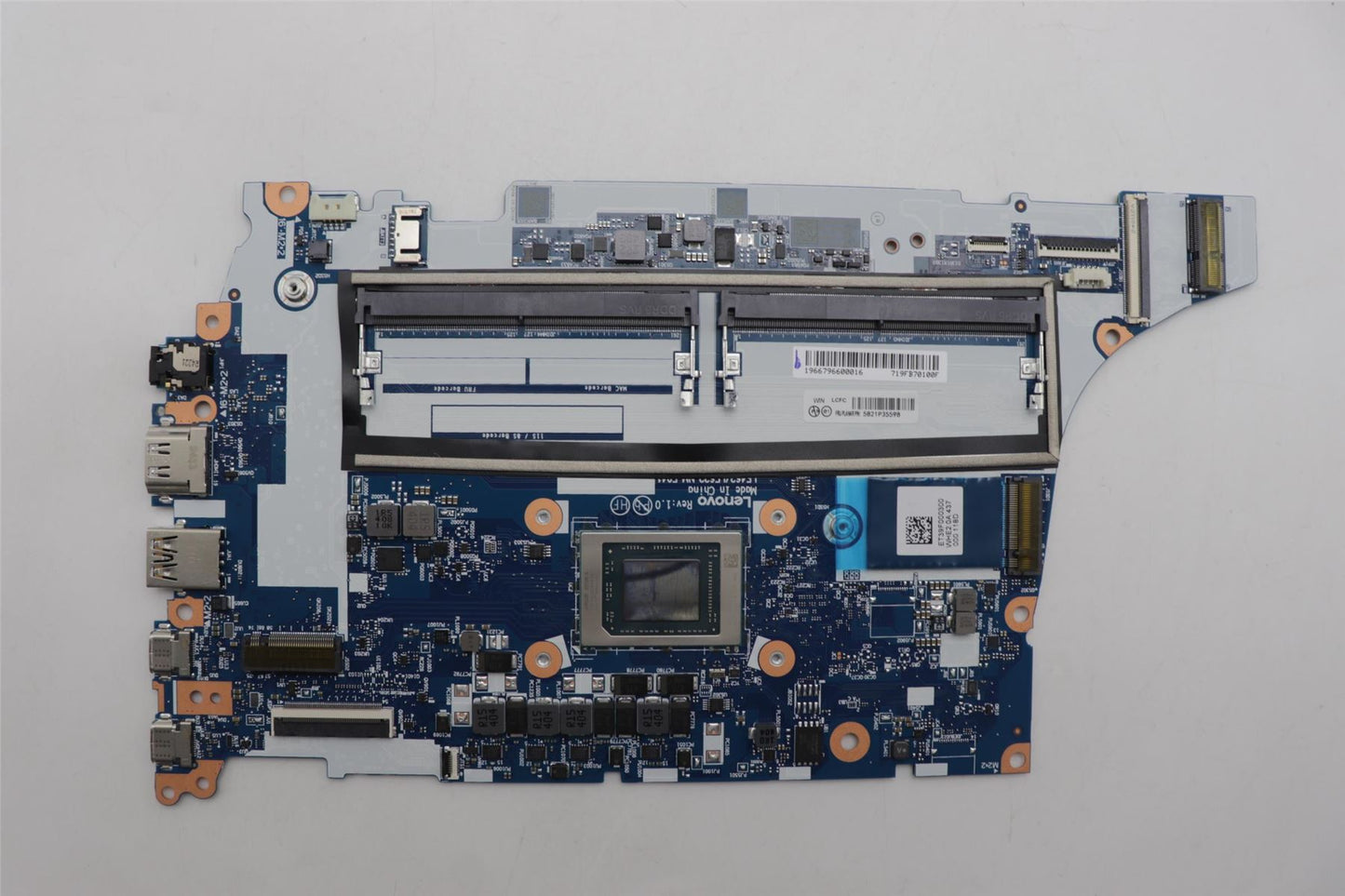 Lenovo FRUMB R5 7535U WIN nD yDT yAB 5B21P35598