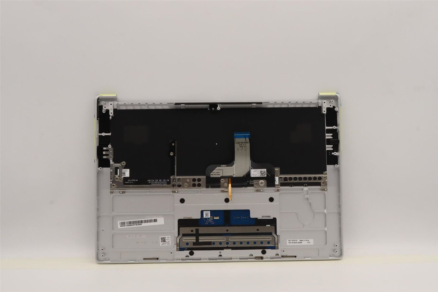 Lenovo COVER Upper Case ASM_CZE/SLKL82TK_UG 5CB1J30299