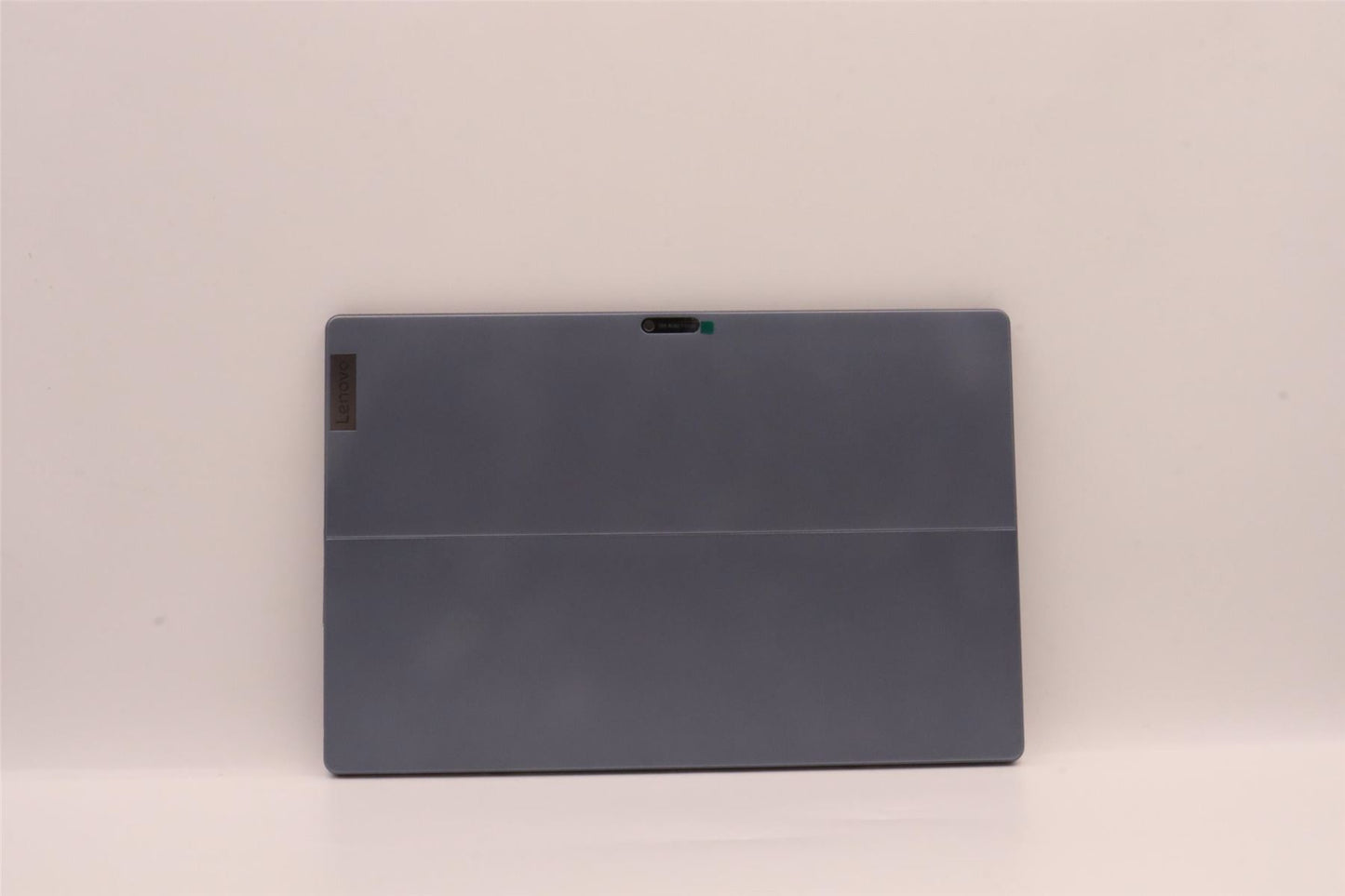 Lenovo LCD Cover WT 82TQ ASM hinge&SB 5CB1J10644