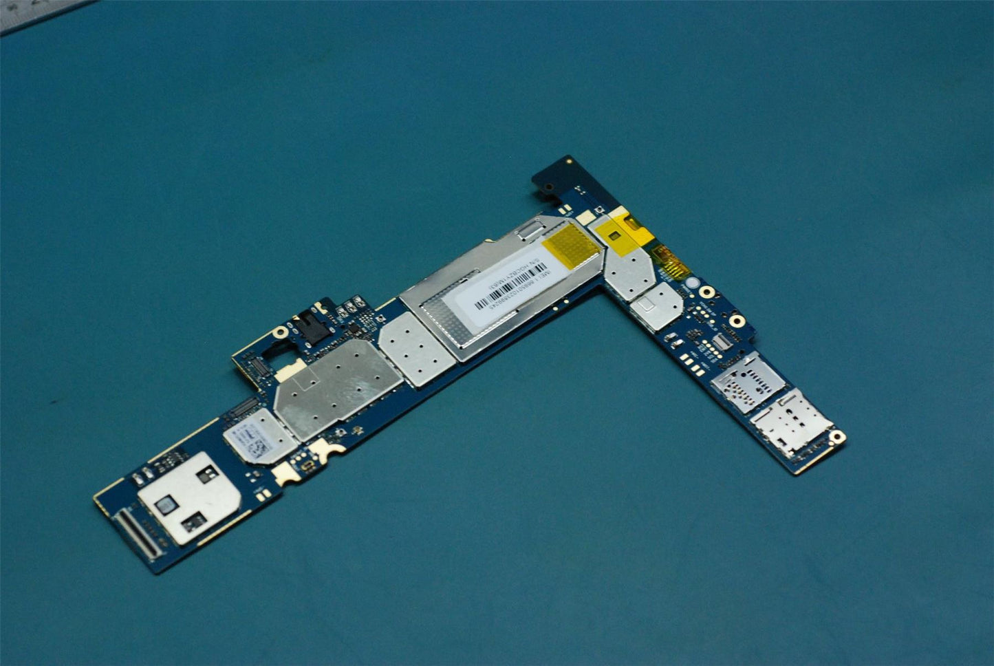Lenovo TB3-X70L Plus MB_32G&*HQ31603712000 CS 5B28C07497