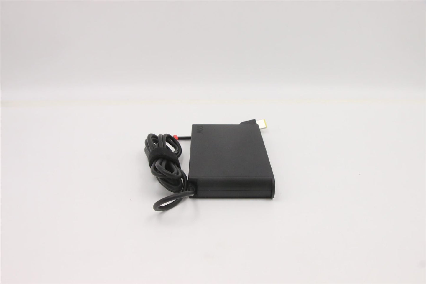 Lenovo Yoga M90a 2 M90a M70a AIO 7 27ARH7 AC Charger Adapter Power 5A10V03243