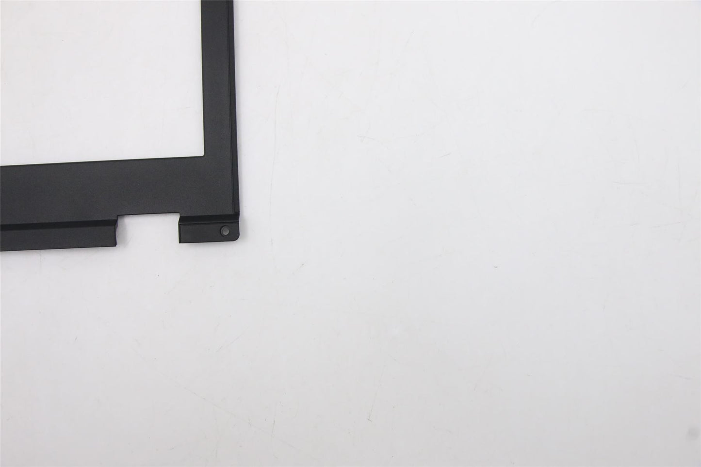 Lenovo FRU BEZEL P17 B COVER IR UHD ASSY 5B30Z38870