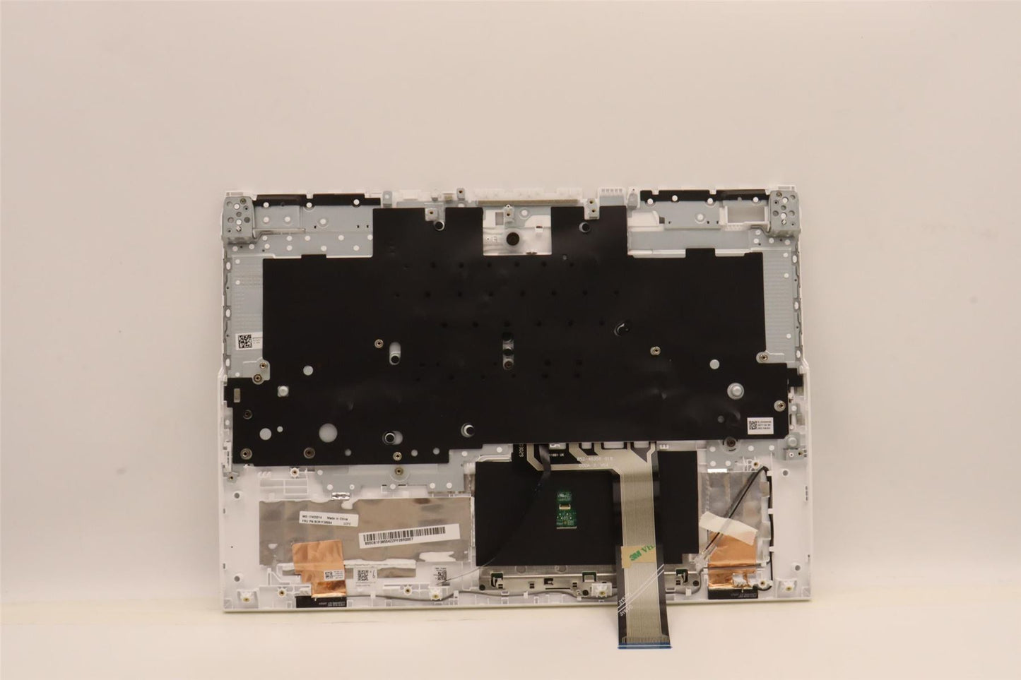 Lenovo 5 16IAH7H Palmrest Cover Touchpad Keyboard Bulgarian Backlit 5CB1F38554