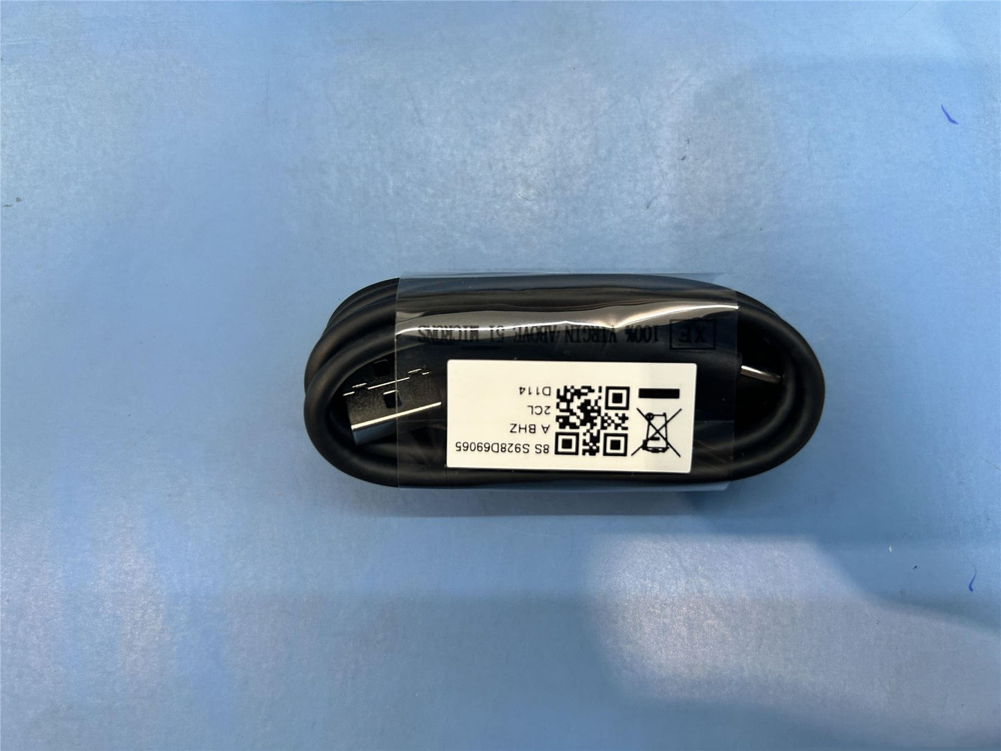 Lenovo TB310 TypeC_Cablel&*P103-CH4130-000 CS 5C18C22254
