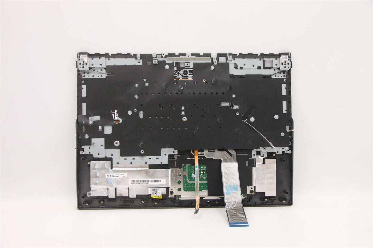 Lenovo Upper Case ASM_SWS L82JF SGw/WHWRF 5CB1D10496