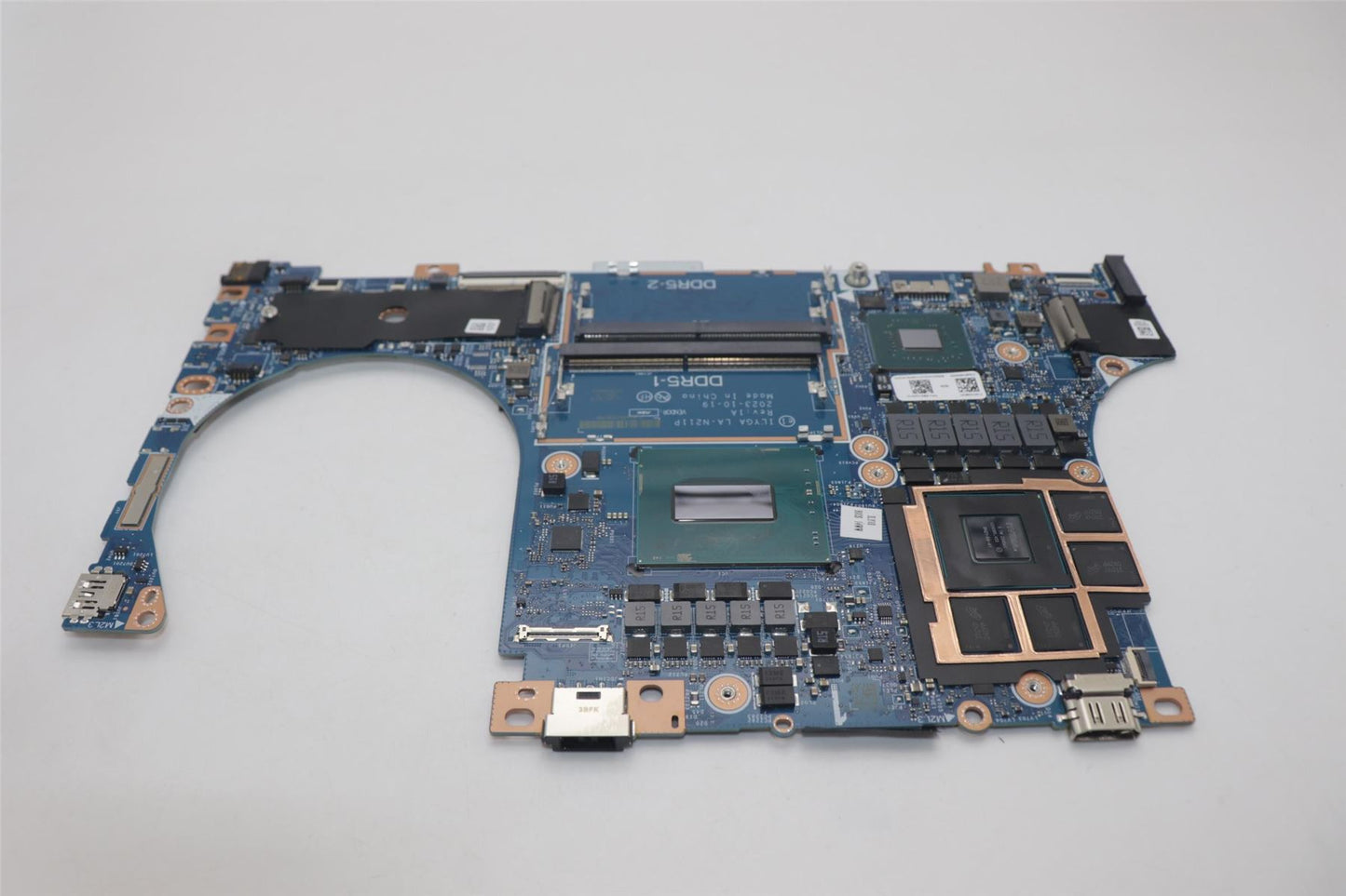 Lenovo C 83DG I713650HX_RTX4060 WINRM 5B21N42101