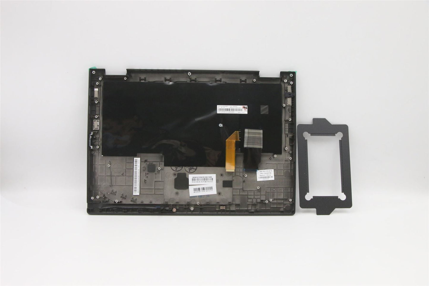 Lenovo MECH_ASM WL CCover+CSA ASM,BK<CHY> 02HM708