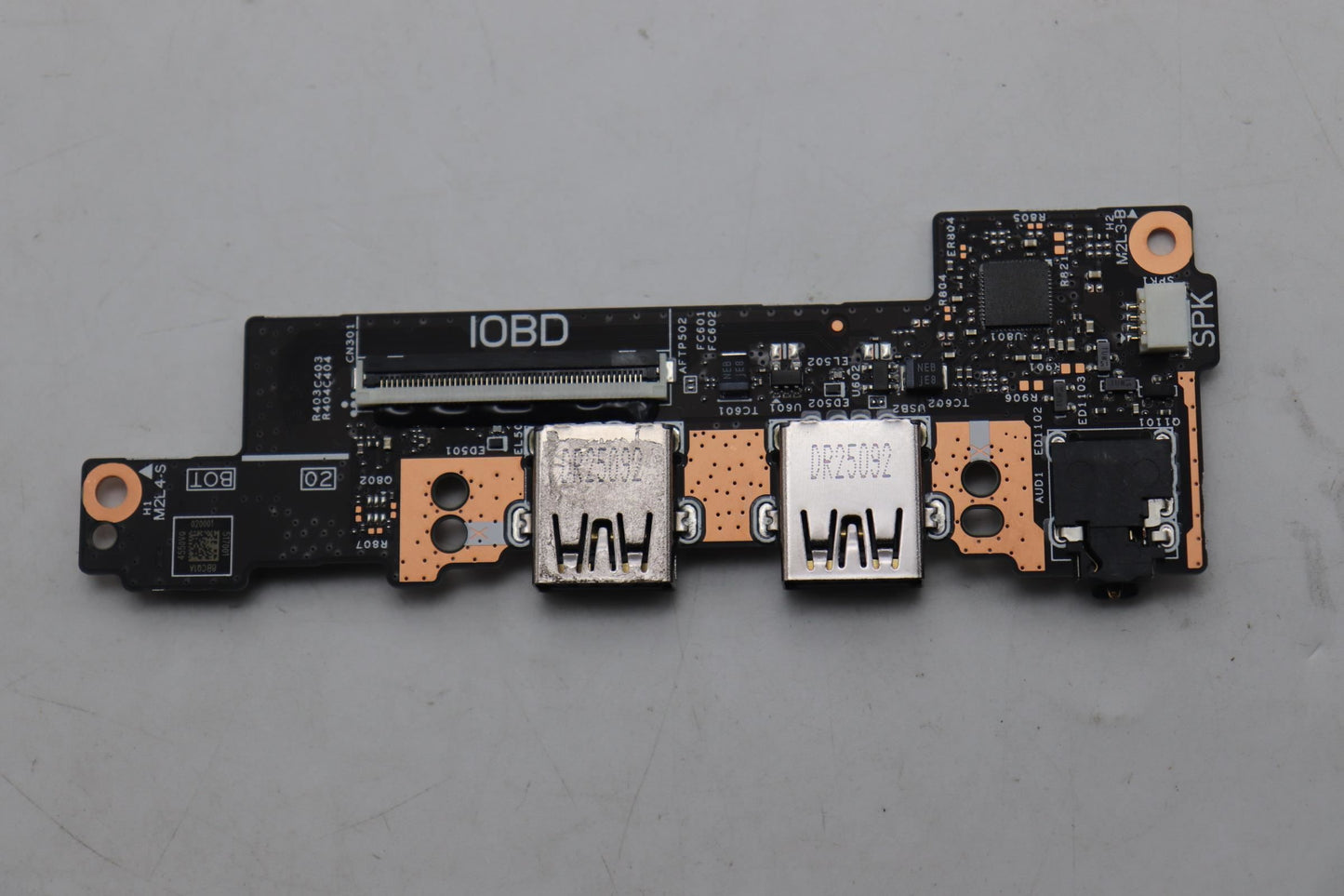 Lenovo CARDPOP FRU Blanc-2 I/O Board 5C51R91749
