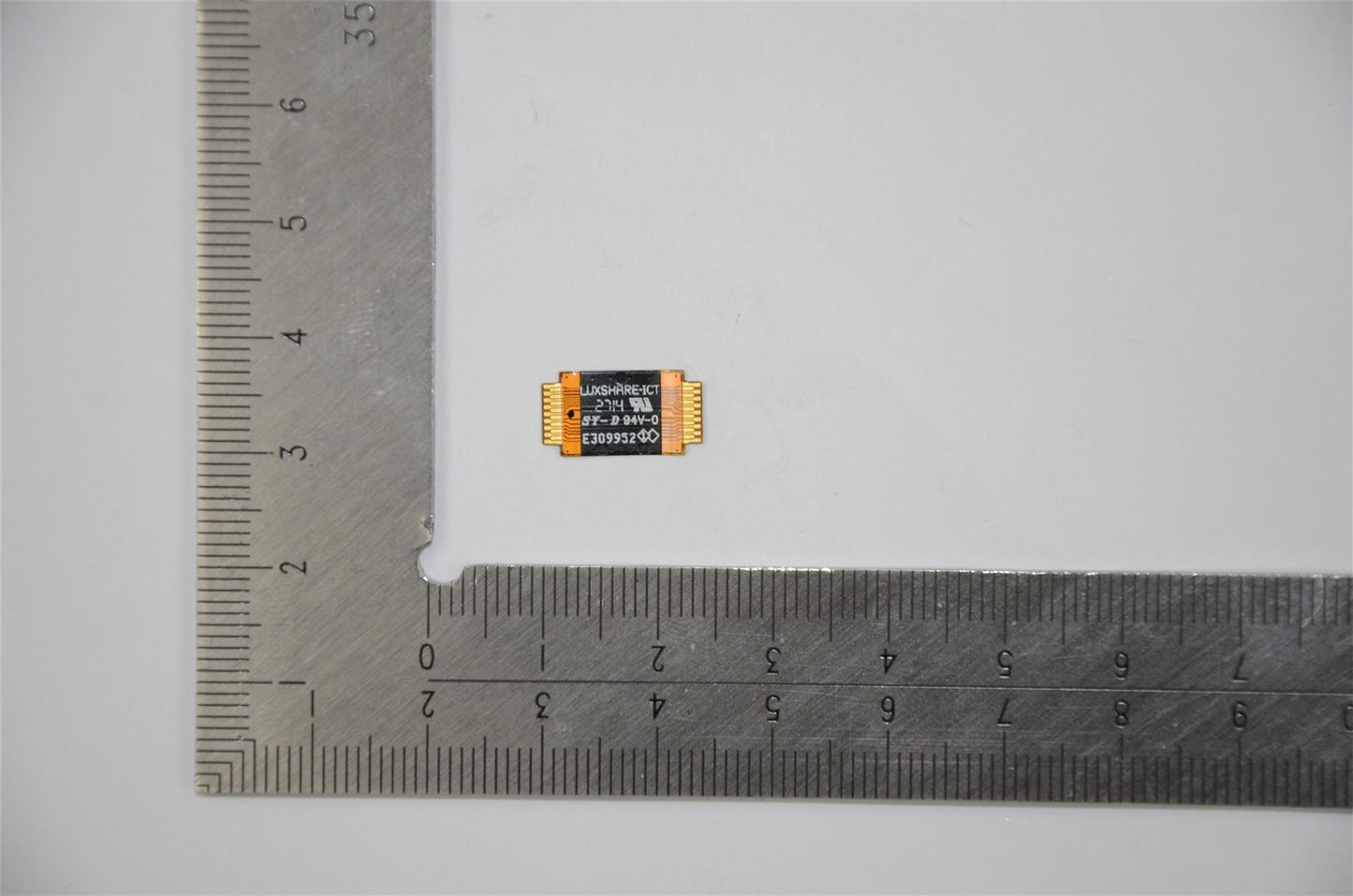 Lenovo A10-70 A7600 A7600-F A7600-H SIM Board Flex Cable 5F79A6MVWT