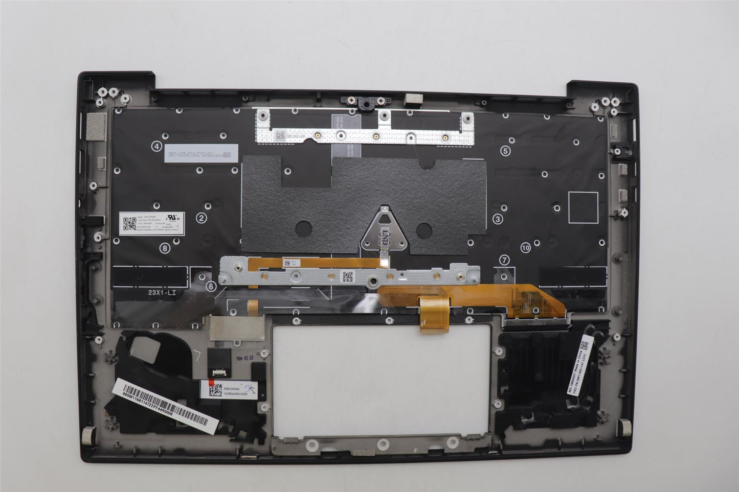 Lenovo MECH_ASM GRP_KBD_BZL_SWS_WL_DB_LTN 5M11N61147