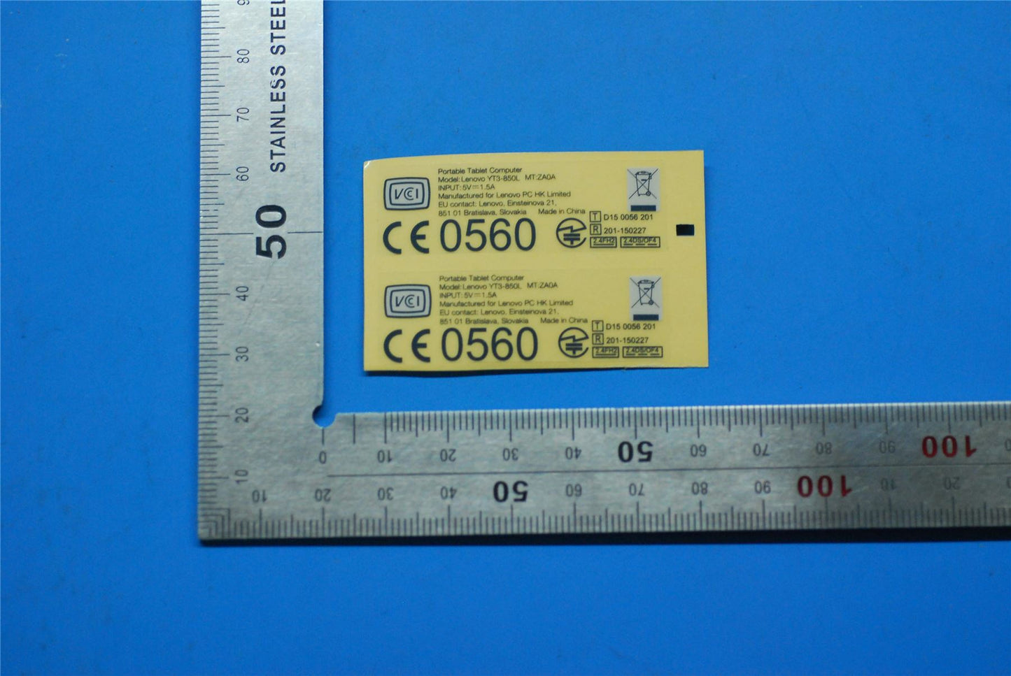 Lenovo YT3-850L Rating label&*70152401 CS 5L18C03458