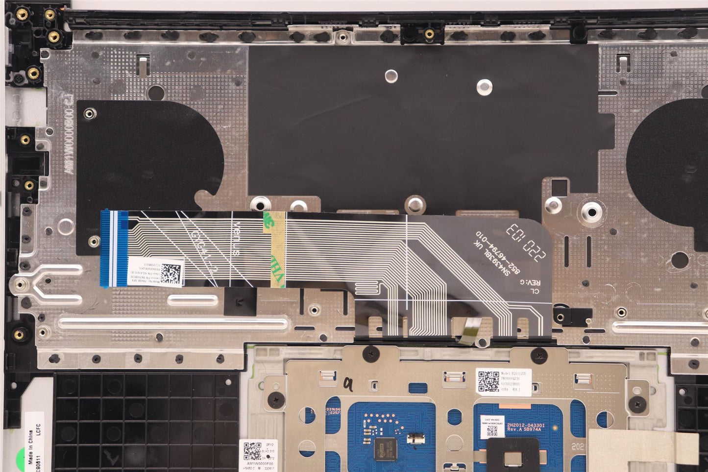 Lenovo Upper Case ASM_SPA L82NH LIG_SR 5CB1C90611