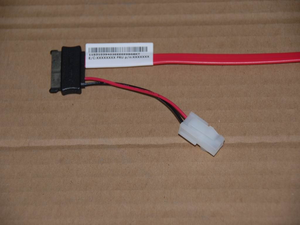 Lenovo ECS 220mm SATA光盘线_Martin(R) SATA Cable 31039403