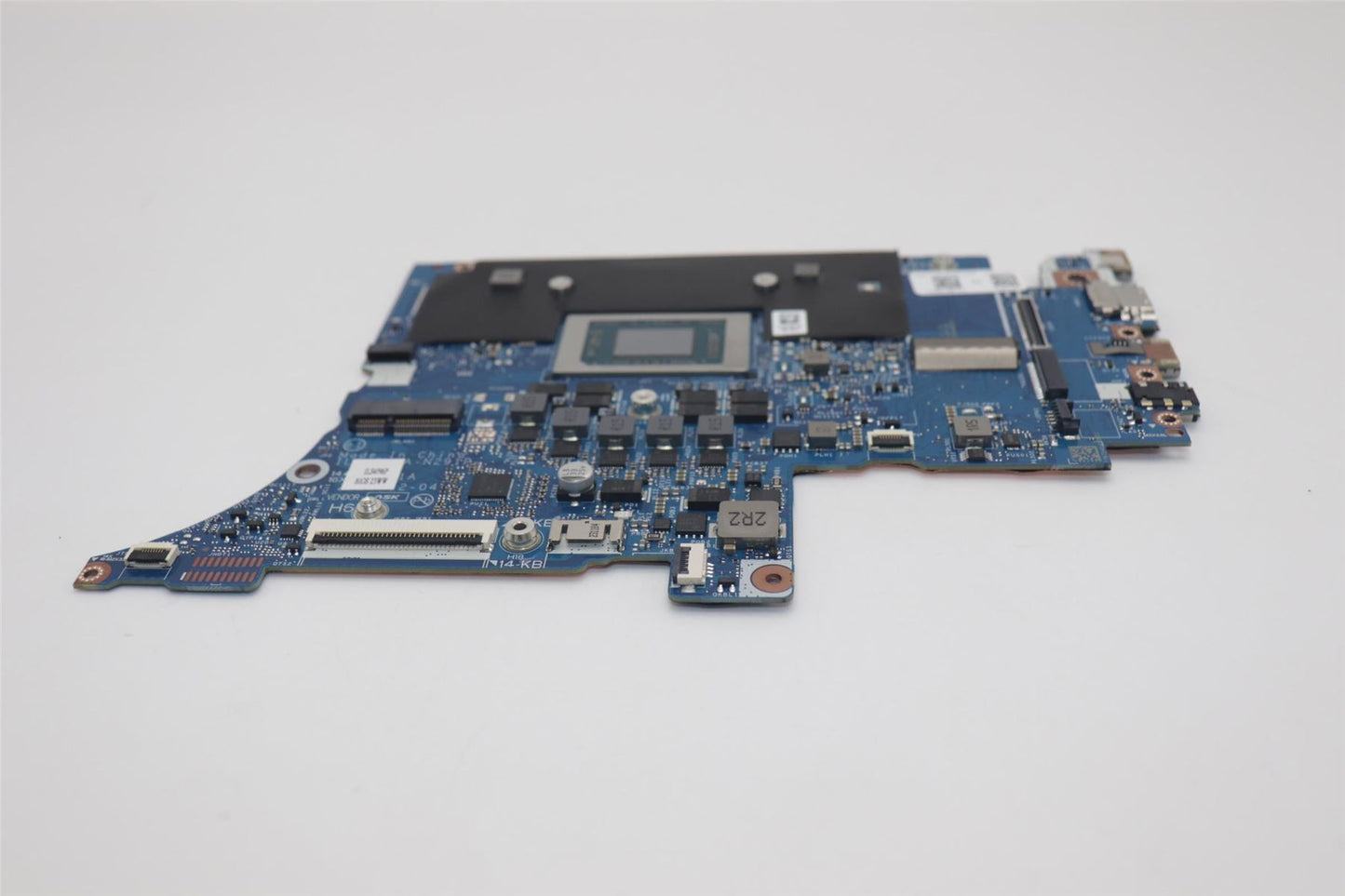 Lenovo C83DDWINR5HPTHS16G L FHD WT RM 5B21M65277
