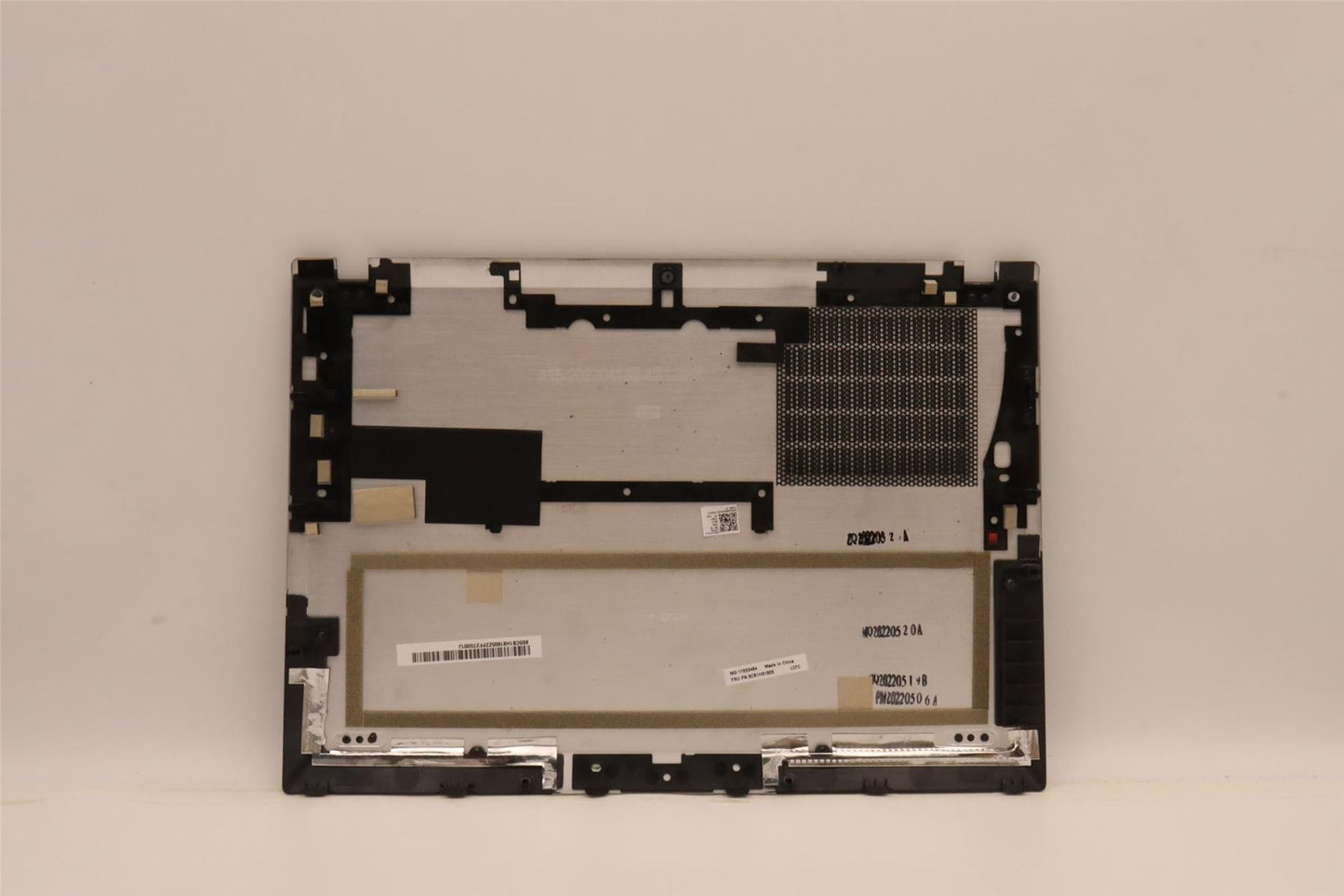 Lenovo FRU PHOENIX D_COV_WWAN_BLK_5G_ASSY 5CB1H81805