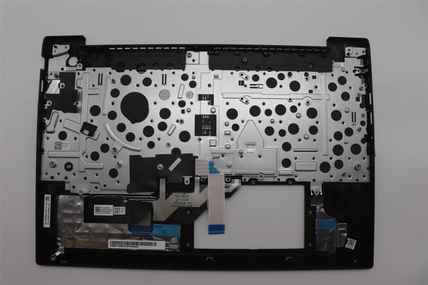 Lenovo ThinkPad E16 Gen 1 Palmrest Cover Keyboard Portuguese Black 5M11H94891