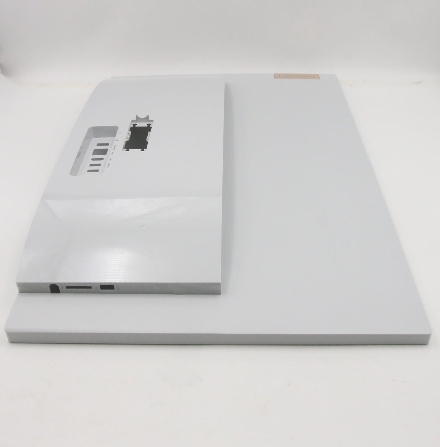 Lenovo NEW MAIN_BODY_ASSY_WHITE_W_ODD 5M10U50461
