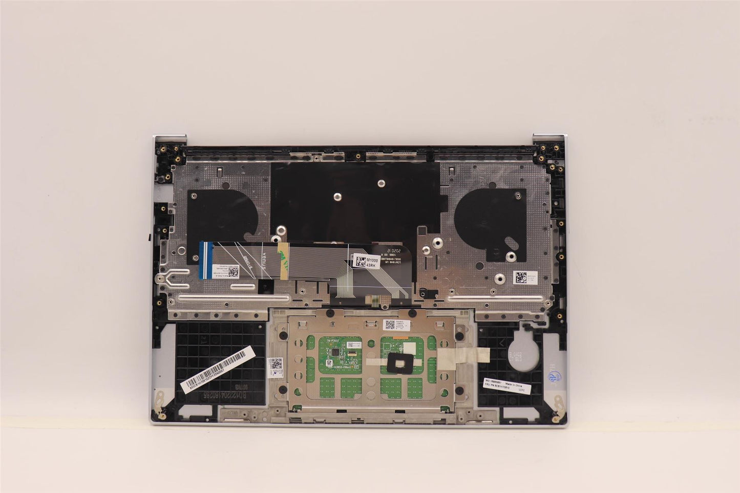 Lenovo IdeaPad 7 14IAP7 Palmrest Cover Touchpad Keyboard German 5CB1H70810