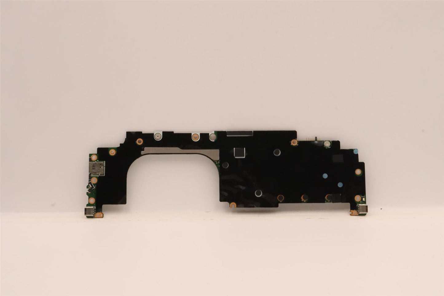 Lenovo NOK,R5U,16,NFA725A,yA,yTPM2,yAB 5B21J41197