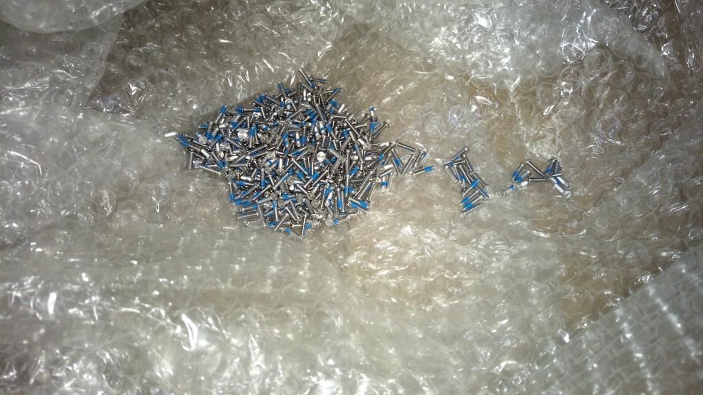 Lenovo LZ9 SCREW M2*8-I(NI)(NYLOK)STEEL 90203060