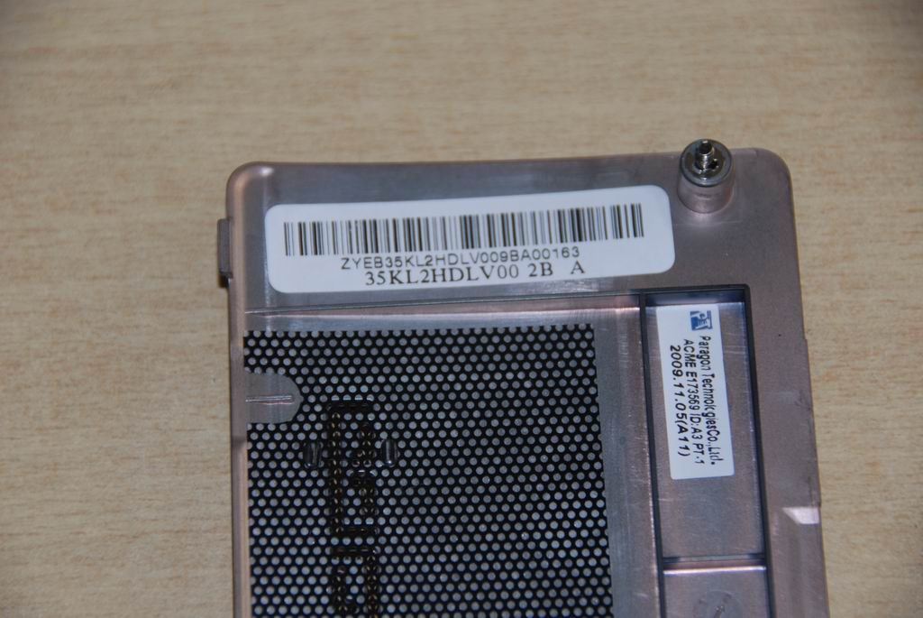 Lenovo KL2 DOOR ASSY HDD Board 31042931